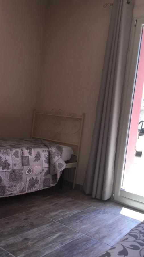 B&B Da Manu Monserrato Luaran gambar